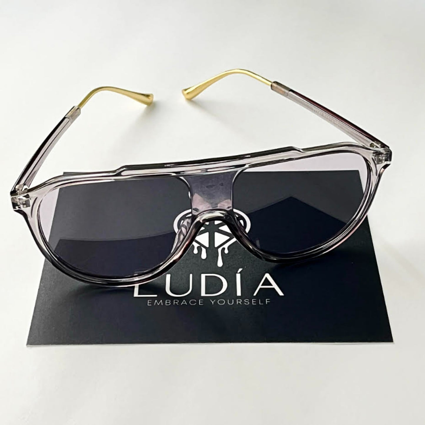 747 Sunnies (Charcoal)