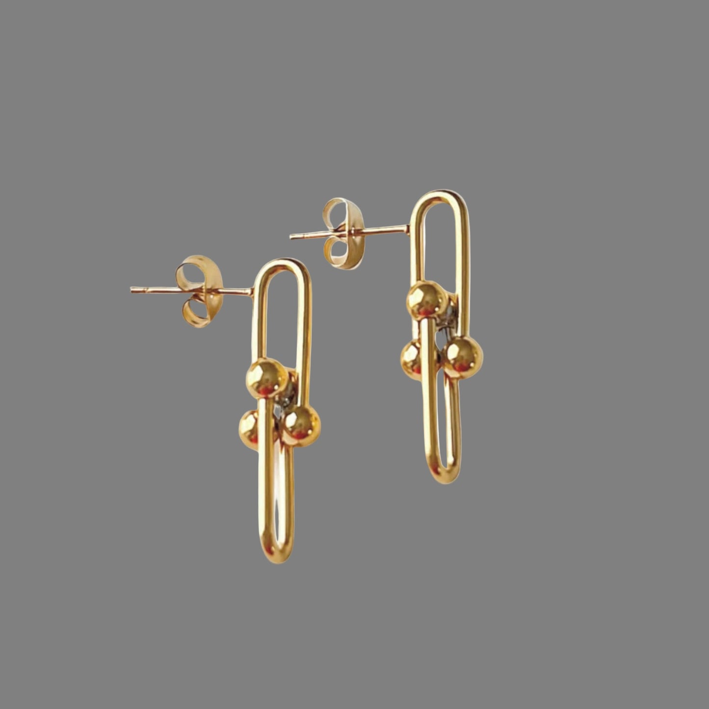 Chu's U Earrings