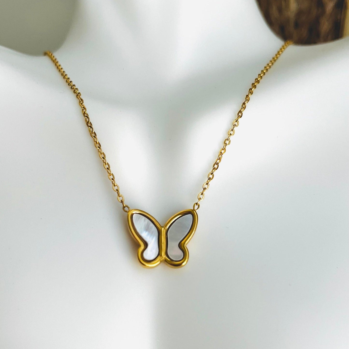 Pieris Necklace